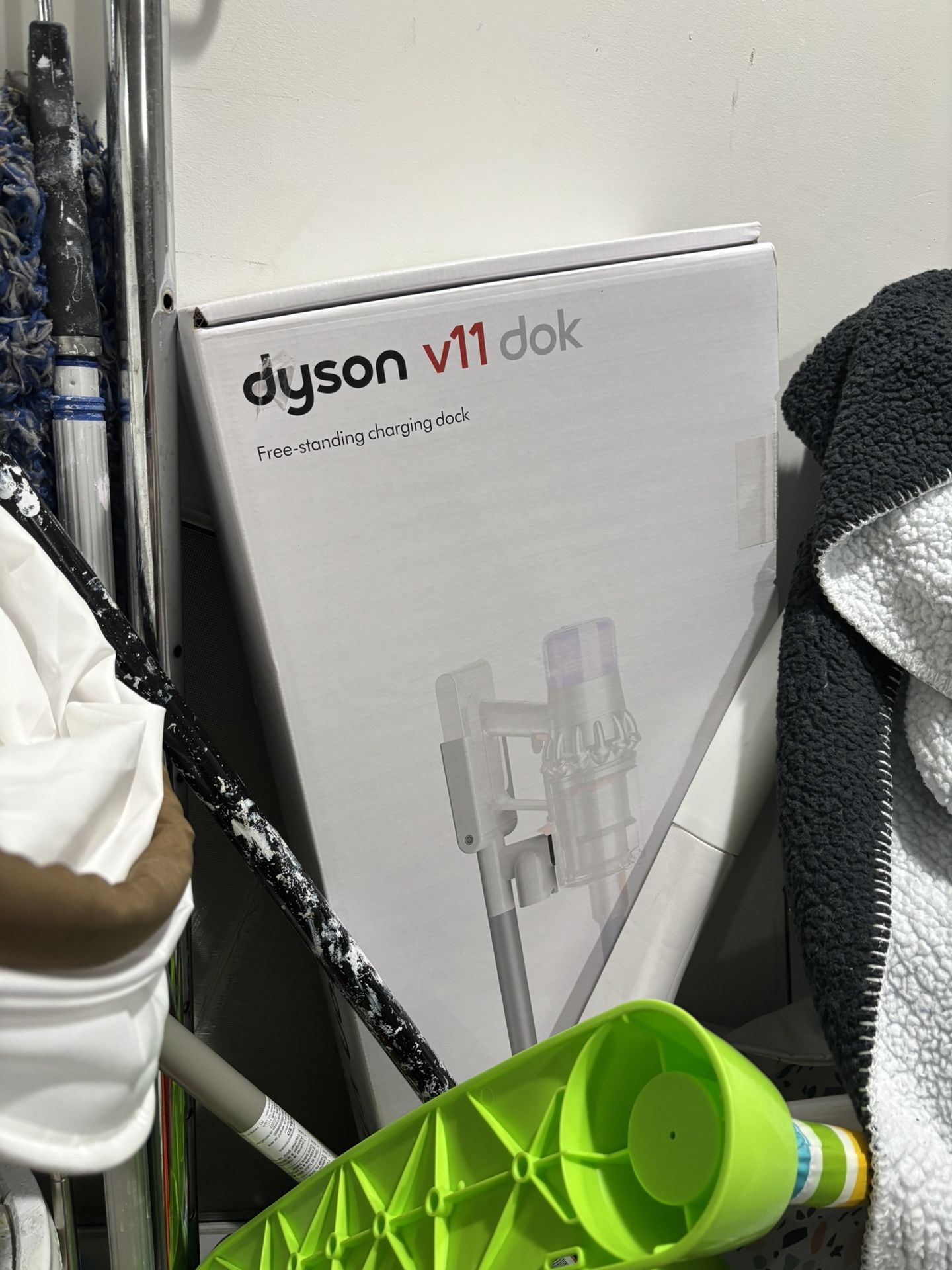 Dyson V11 Dok