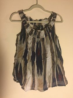 Scoop neck tank top