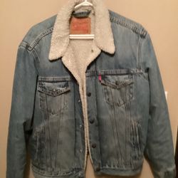 NEW Medium Levi’s Jean Jacket 