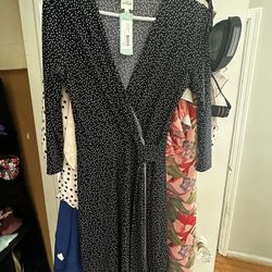 🌟 NWT Kaileigh Navy Polka Dot Faux Wrap Dress | Size S | Flattering & Comfy!