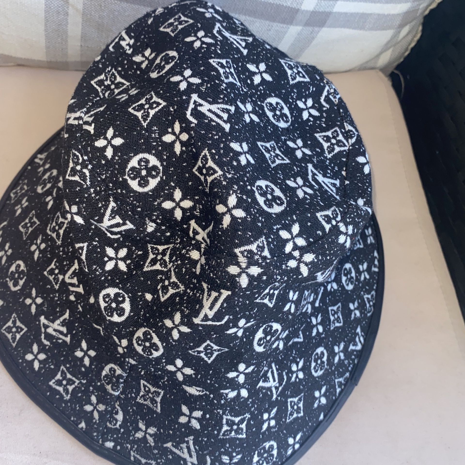 Brand new LV Monogram Bucket Hat for Sale in San Diego, CA - OfferUp