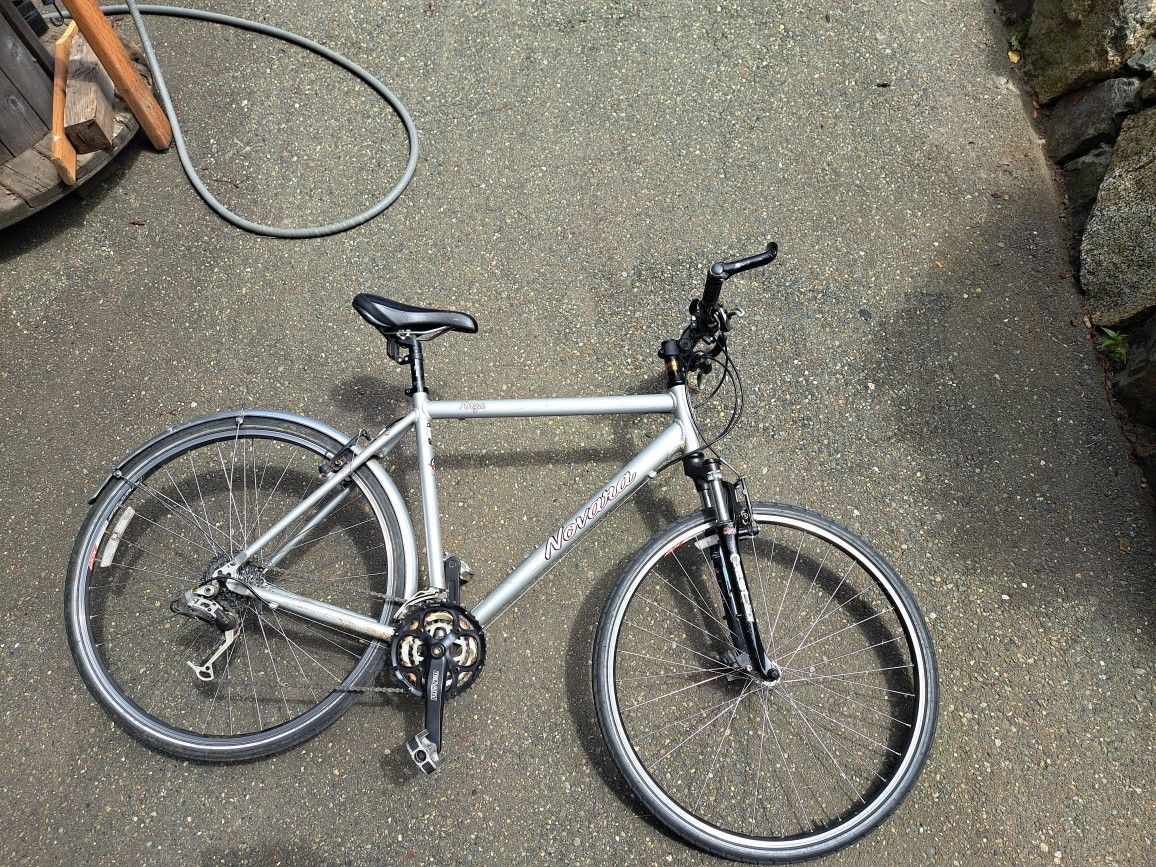 Novara Forza Bike