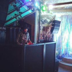 DJ Lights , Fog, Speakers