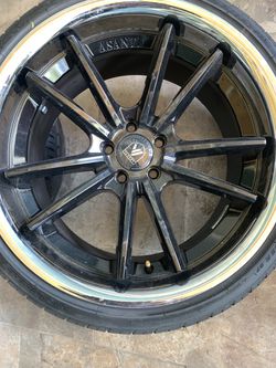 Asanti 20 inch rims with New tires