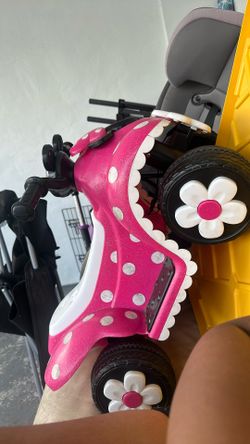 Minnie mouse little electric motorcycle