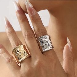 One Size Elegant retro solid Color ring in white silver or gold    Post is only for one ring  