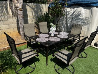 Patio outdoor dining set new in the box