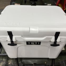 Yeti 35