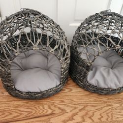 Set Of 2 Cat Domes With Cushions