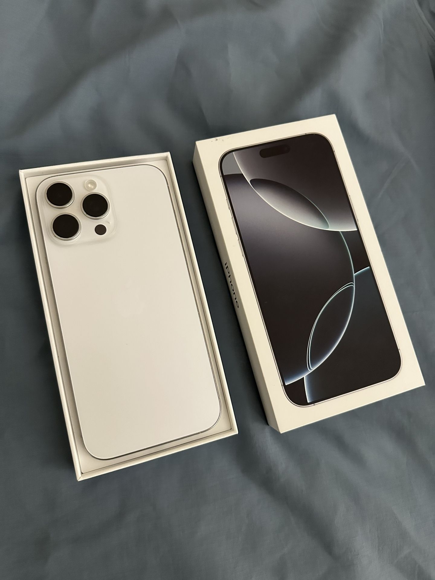 Apple iPhone 16 Pro Max White Unlocked I Can Come To You Today