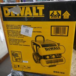 BRAND NEW DEWALT Heavy Duty 1.1 Electric Air Compressor D55154. local pickup only. 