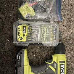 RYOBI Drill Set