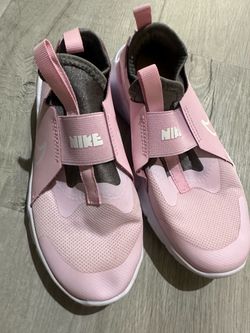 Nike girl 3