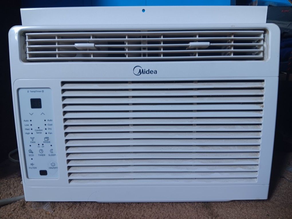 Midea AC Unit