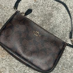 Coach Shoulder Bag Like New Negotiable 