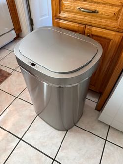 13 Gal. “NINESTARS”  Stainless Trash-Can OBO