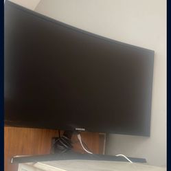 Samsung Curved Monitor 