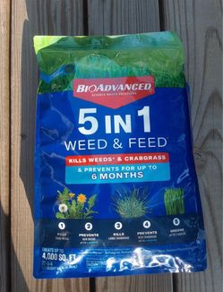 Bioadvanced 9.6 lbs. Granules 5-in-1 Weed and Feed Lawn Fertilizer for Northern Lawns