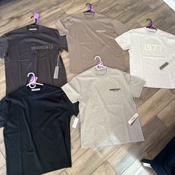 Essentials T shirts 1977