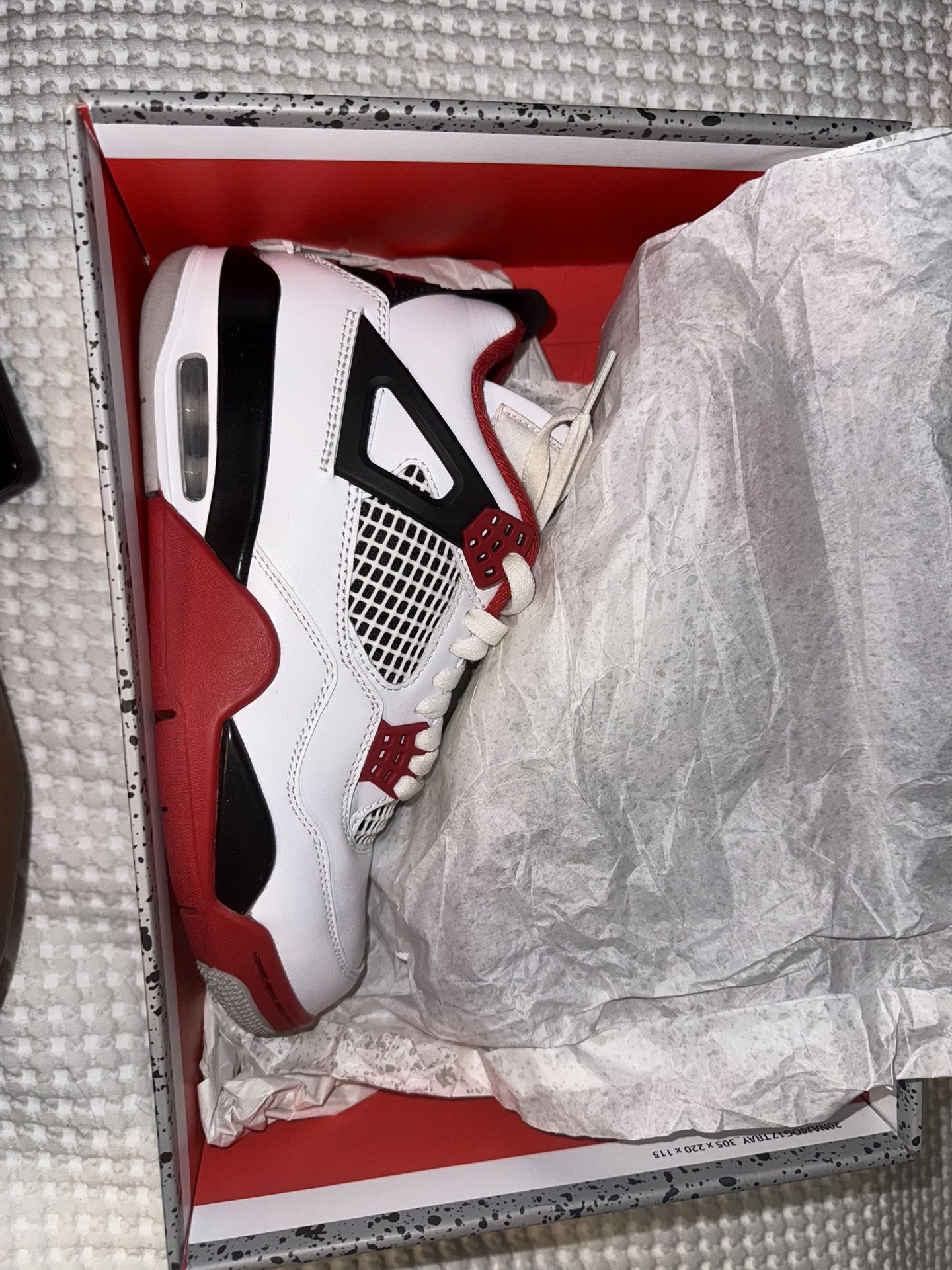 Jordan 4 Fire Red