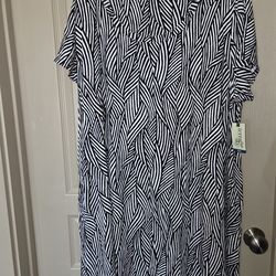 Women's dress black &white stripped