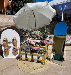 Flower/ bloom/bouquet bar
