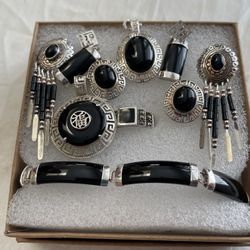 Black And Silver Jewelry Box 
