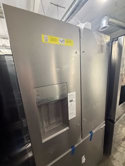 Stainless Steel French Door Refrigerator with Ice Maker