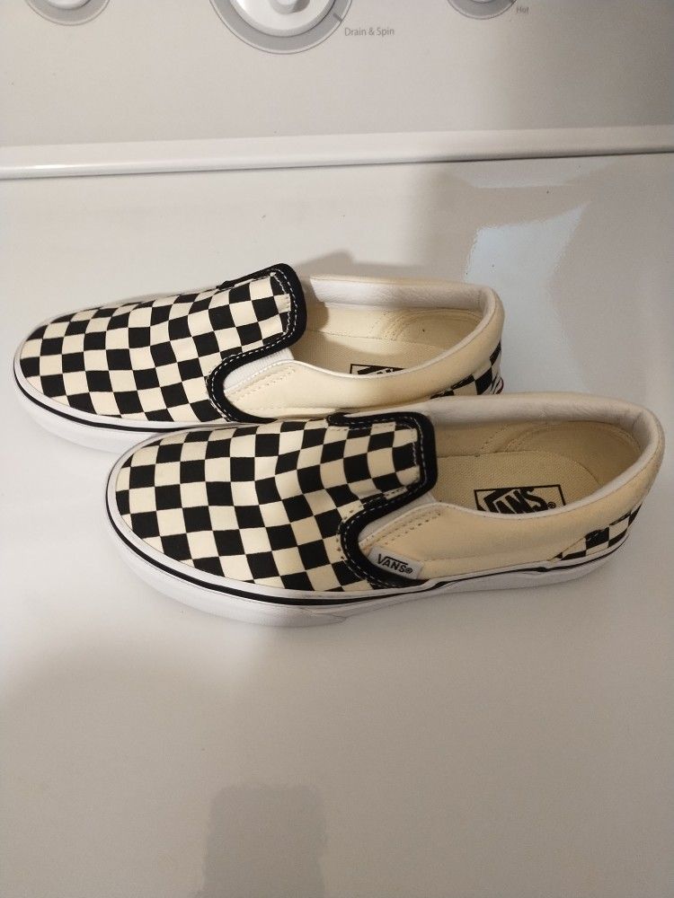 Brand New Boys White With Black Checkers Vans