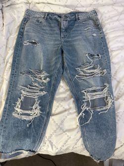 American eagle ripped jeans