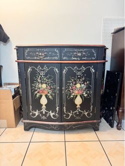 Hand painted floral entry table / console/ credenza w/ tray