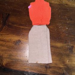 VINTAGE BARBIE DOLL ORANGE KNITTING PRETTY 957 GRAY WOOL SKIRT MINTY Vintage #957 Barbies Sitting Orange Sweater 
