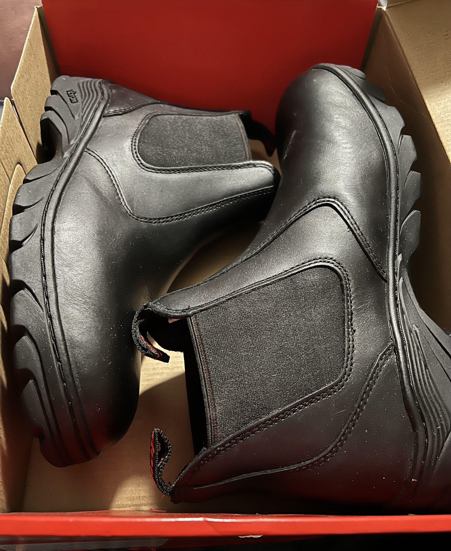 Snap-on Coastal Slip On Boot US Size 12 Snap-on Coastal Slip On Boot US 12 New in the box..
