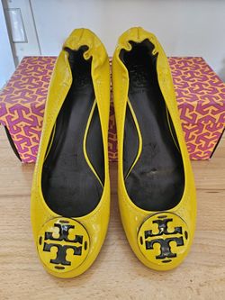 Tory Burch Reva Ballet Flats Yellow Patent Leather Size 8 Rare Discontinued Auth