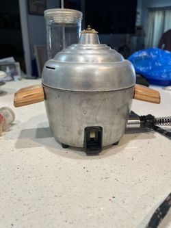 Vintage 1950s Sunbeam Electric Egg Cooker Poacher Model E