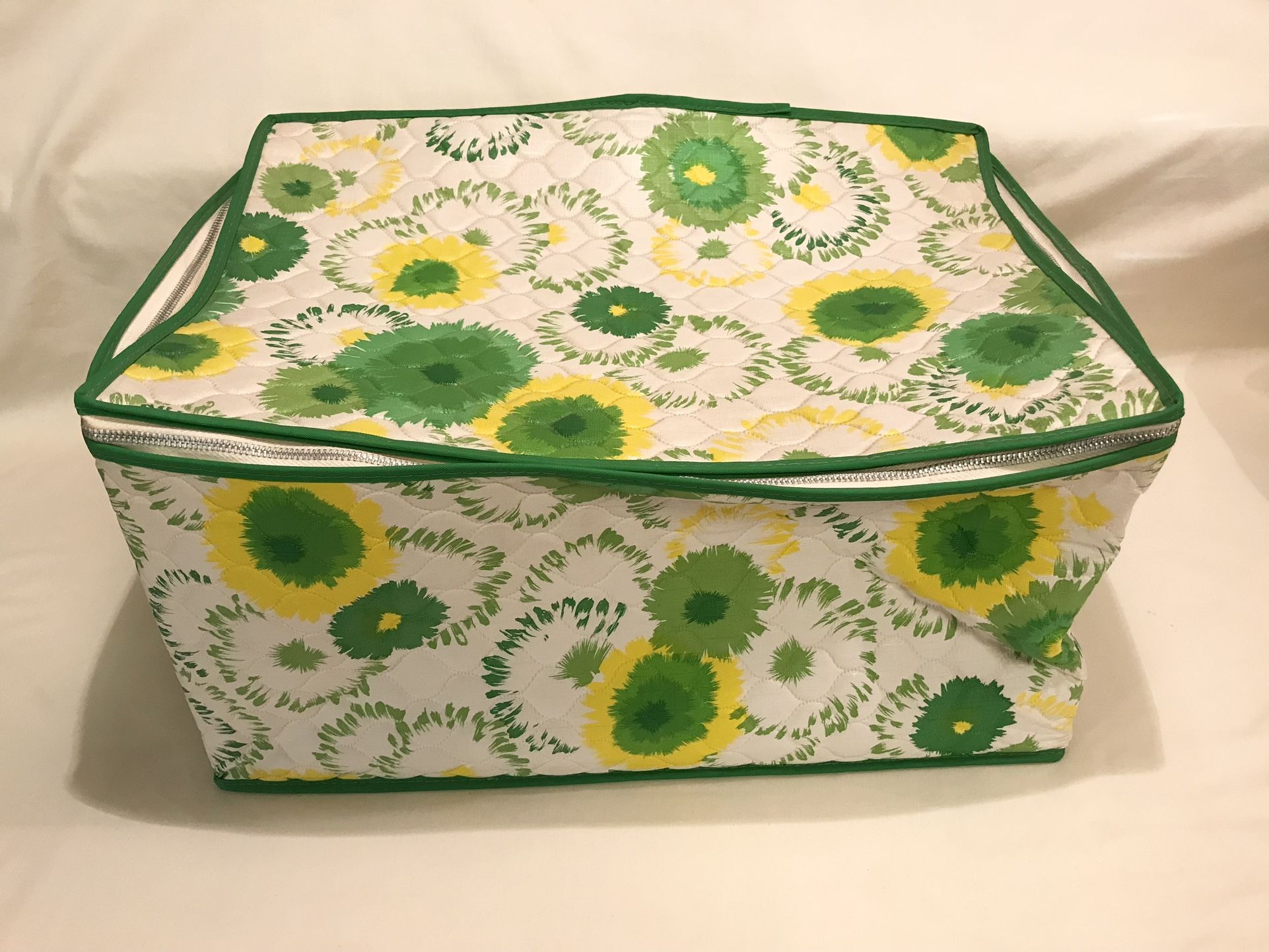 Vintage Quilted Vinyl Storage Bag