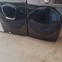Samsung Set Washer And Gas Dryer