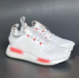 ADIDAS Men's / Boys NMD V3 White Sneakers GX2089 5 US Size NWB