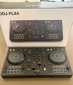 Pioneer DDJ-FLX4 DJ Controller