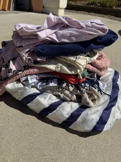 Girls 4-6 years clothing bundle
