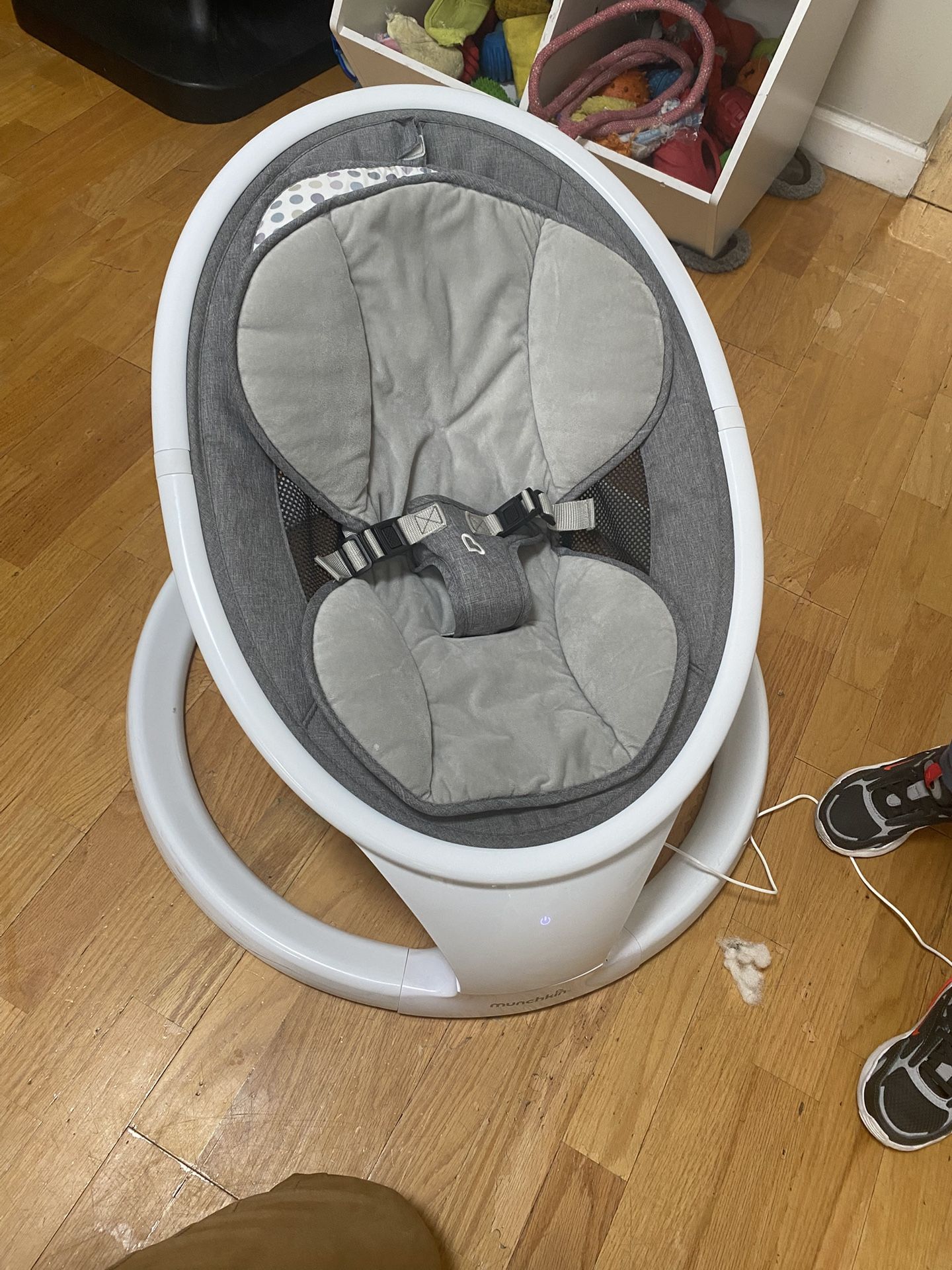 Munchkin Baby Swing
