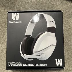 Wireless Gaming Headset with  Microphone