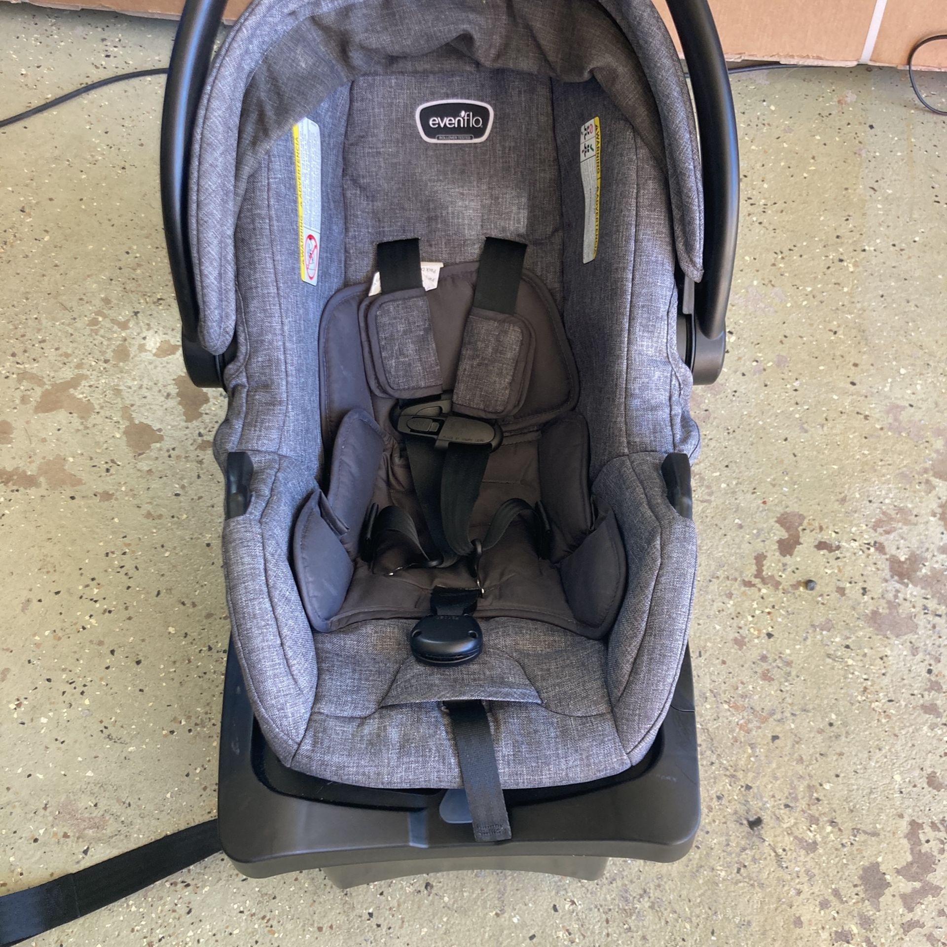 Evenflo Infant Car Seat With Base
