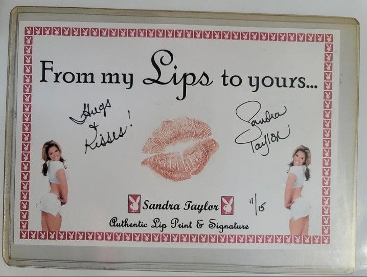 Vintage Playmate SANDRA TAYLOR Autograph & KISS Card /15 - PLAYBOY, NAKED GUN