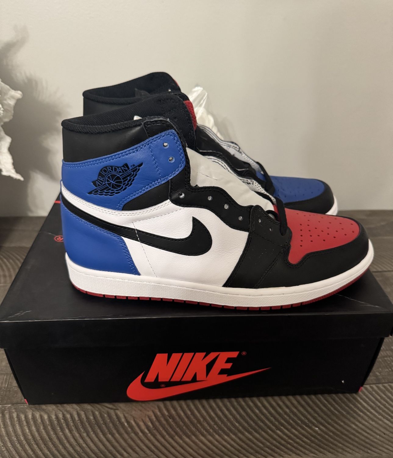 Jordan 1 Top 3 Men Size 10 New