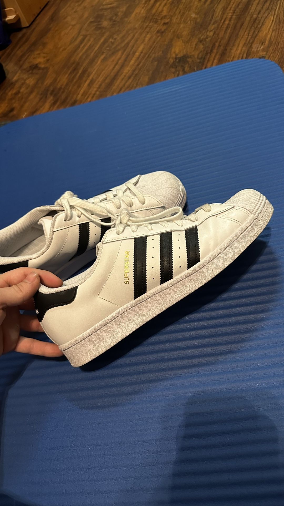 Adidas Superstar (Men’s 9 1/2)