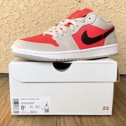 WMNS Jordan 1 Low “Black/Siren Red” 8.5W