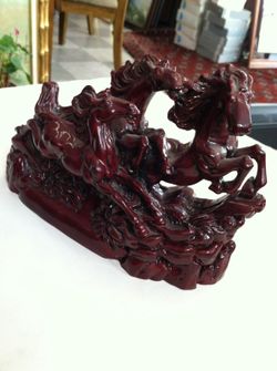 Three Horse Heavy 8 inch X 6 inch Plastic Resin Statue