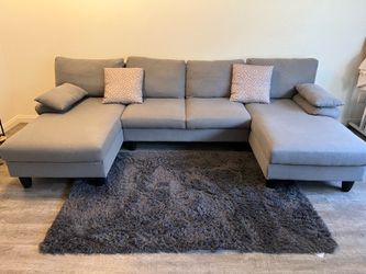 Like-New Light Gray Modular Sectional Couch - $250!