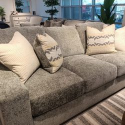 Dunmor Living Room Set In Graphite
Ashley Furniture$10 Down Payment Financing And Delivery